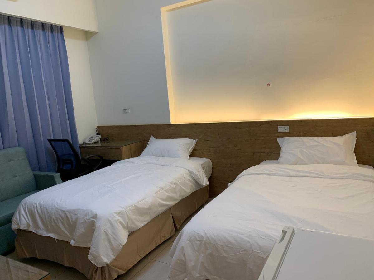 Emerald Diamond Building 2 Zhunan Εξωτερικό φωτογραφία